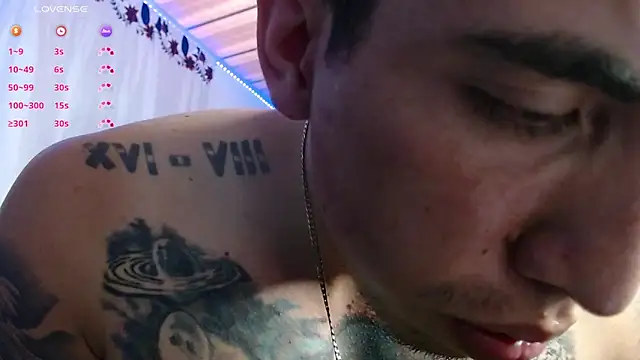 Adam Hudsond online show from December 2025 06:14:02 PM