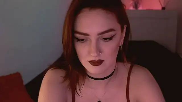 Snapshot of LilyFarey chatting on December 2024 07:53:02 PM LilyFarey online show from December 2024 07:53:02 PM
