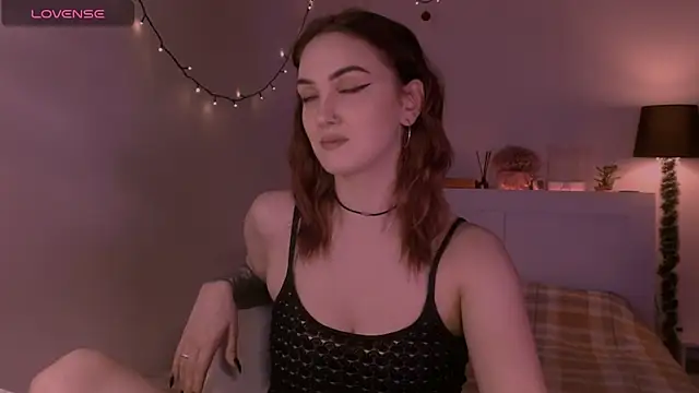 LilyFarey online show from November 2025 07:36:02 PM