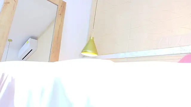 Snapshot of Sweet_baby_hellen chatting on February 2025 10:23:01 AM Sweet baby hellen online show from February 2025 10:23:01 AM