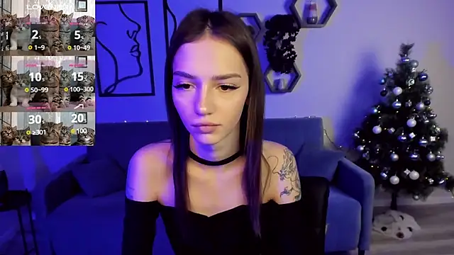 SophieCatty online show from December 2024 06:45:02 PM