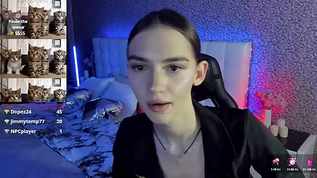 SophieCatty online show from March 2025 01:29:01 PM