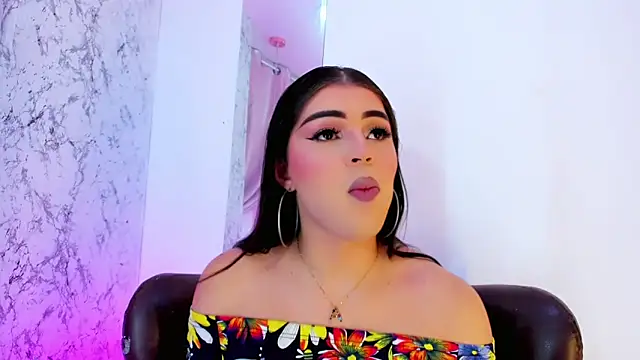 Alexandra Hornny online show from March 2025 12:04:02 PM