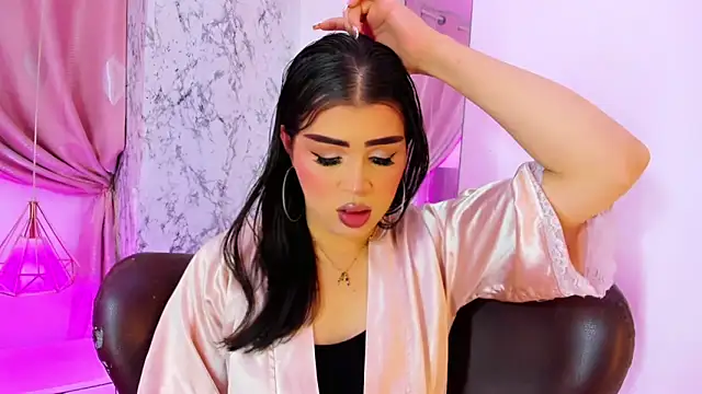 Alexandra Hornny online show from March 2025 12:47:01 PM