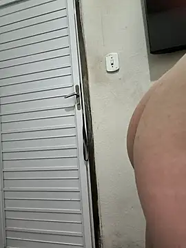 VIC22SECRET online show from November 2025 01:11:01 AM