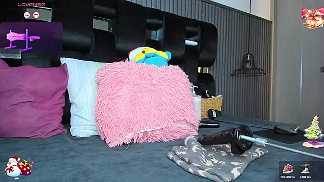 levana1 online show from December 2025 07:09:01 PM