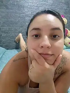 LizzRouse online show from November 2025 07:56:01 PM