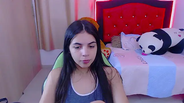 Snapshot of _elenna chatting on January 2025 05:23:01 PM elenna online show from January 2025 05:23:01 PM