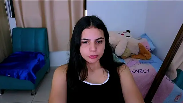 Snapshot of _elenna chatting on October 2025 05:43:02 PM elenna online show from October 2025 05:43:02 PM