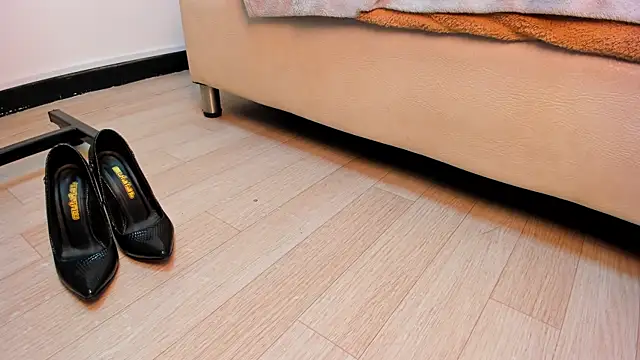 Snapshot of _rebecca1 chatting on November 2025 03:55:01 PM rebecca1 online show from November 2025 03:55:01 PM