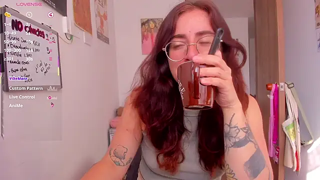 linda giggle online show from February 2026 01:49:01 PM