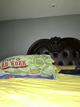 Snapshot of ThickAssRena chatting on December 2025 05:16:01 AM ThickAssRena online show from December 2025 05:16:01 AM