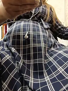 Office Albertina online show from June 2026 03:15:02 AM