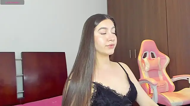 alice-love1 online show from September 2025 11:32:02 PM