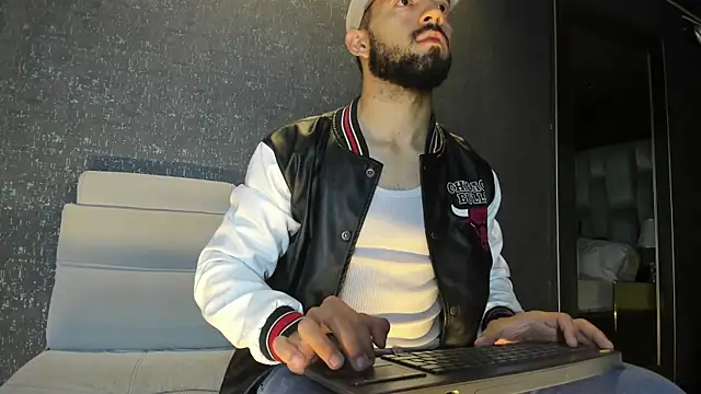 MarkWalker   online show from November 2025 11:16:02 AM