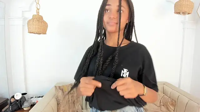 kristyl paez online show from October 2025 07:00:01 PM