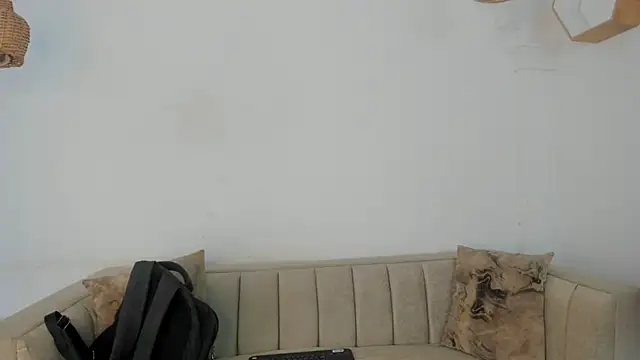 kristyl paez online show from November 2025 07:04:01 PM