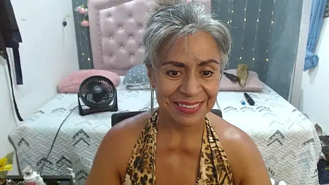 lalisha 96 online show from November 2025 12:02:02 AM