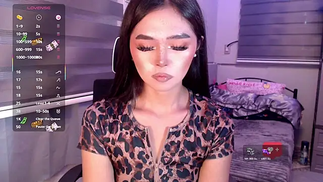 Itsme claire online show from November 2025 01:37:01 AM