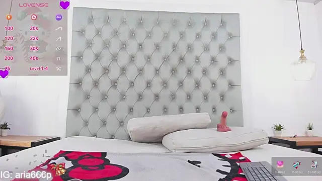 aria paul online show from December 2025 10:24:01 AM