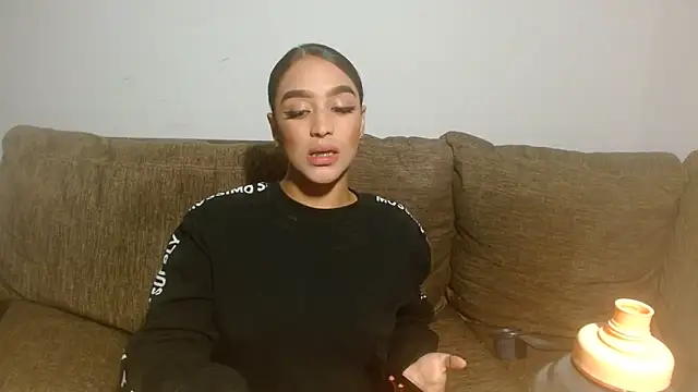 GiltRosebush online show from February 2026 08:51:01 PM