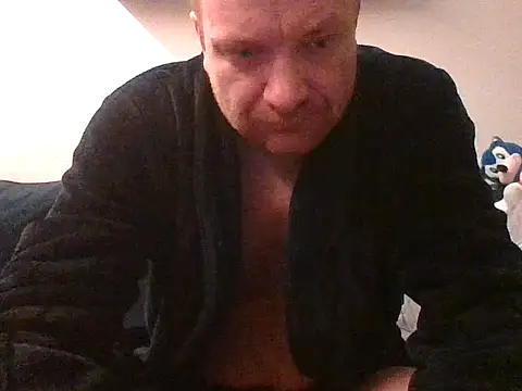 82liska online show from January 2026 09:28:01 PM