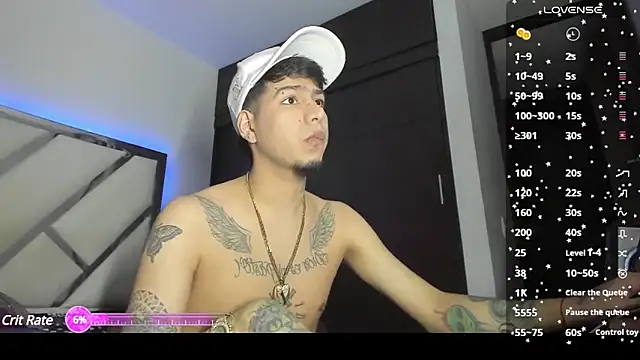 Snapshot of zack_isaac777 chatting on January 2025 05:43:02 AM zack isaac777 online show from January 2025 05:43:02 AM