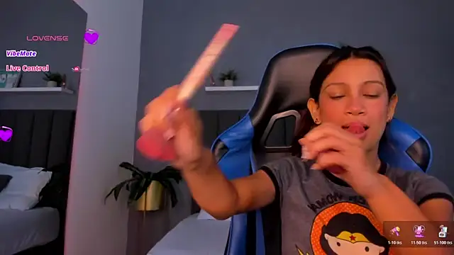 cora 22 online show from October 2025 12:50:02 PM