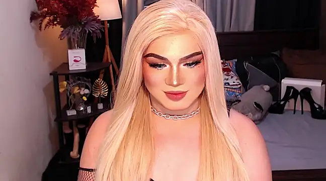 Snapshot of Bitch_Fowler69 chatting on December 2024 04:37:01 PM Bitch Fowler69 online show from December 2024 04:37:01 PM