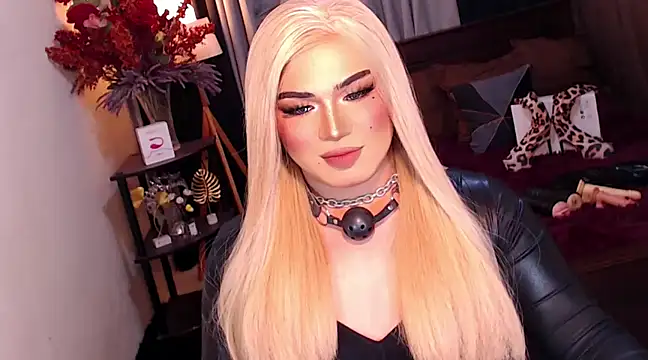 Snapshot of Bitch_Fowler69 chatting on January 2025 12:24:02 PM Bitch Fowler69 online show from January 2025 12:24:02 PM