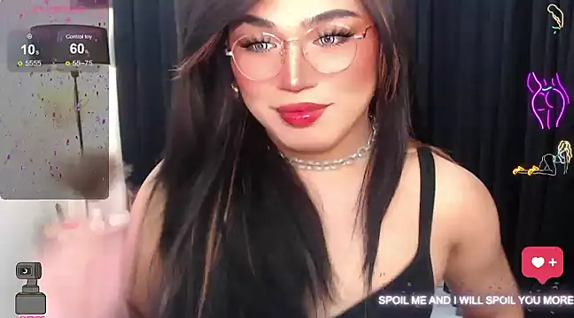 Snapshot of Bitch_Fowler69 chatting on January 2025 09:18:01 AM Bitch Fowler69 online show from January 2025 09:18:01 AM