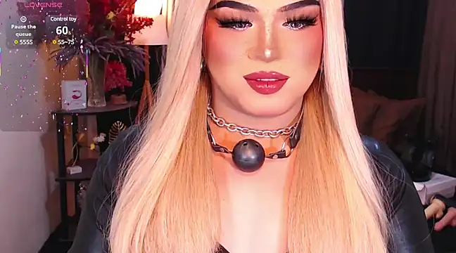 Snapshot of Bitch_Fowler69 chatting on March 2025 06:10:02 PM Bitch Fowler69 online show from March 2025 06:10:02 PM