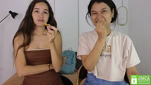 sexychanell 18 online show from October 2025 01:23:02 PM