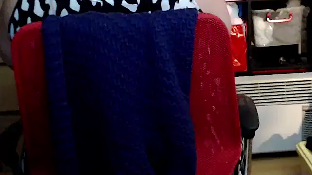 mayasmith online show from November 2025 10:40:02 AM