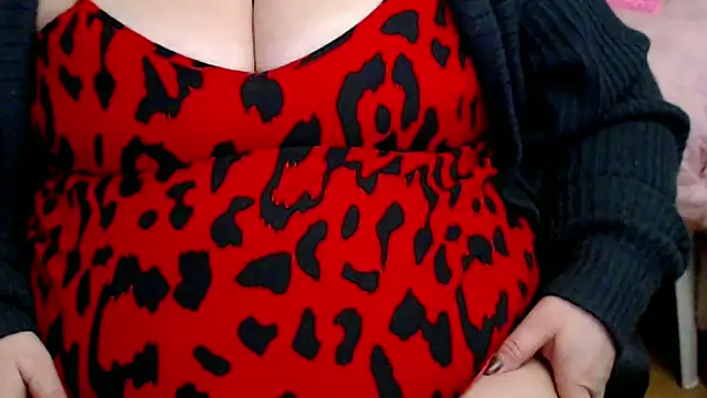 Snapshot of mayasmith chatting on February 2026 08:52:01 AM mayasmith online show from February 2026 08:52:01 AM