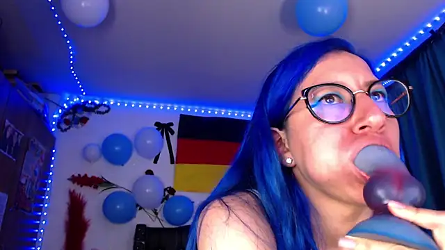 pussytight pervert online show from September 2025 11:19:01 PM