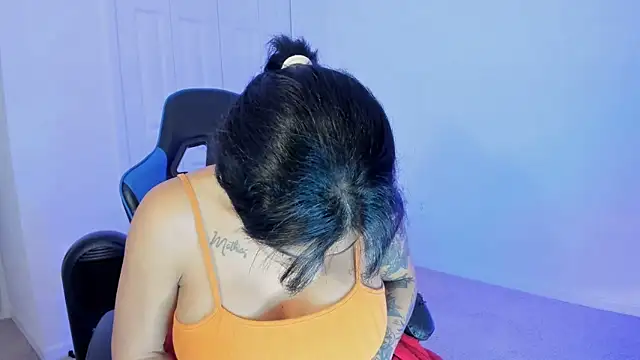 Snapshot of victoriachicas chatting on January 2025 12:49:01 AM victoriachicas online show from January 2025 12:49:01 AM
