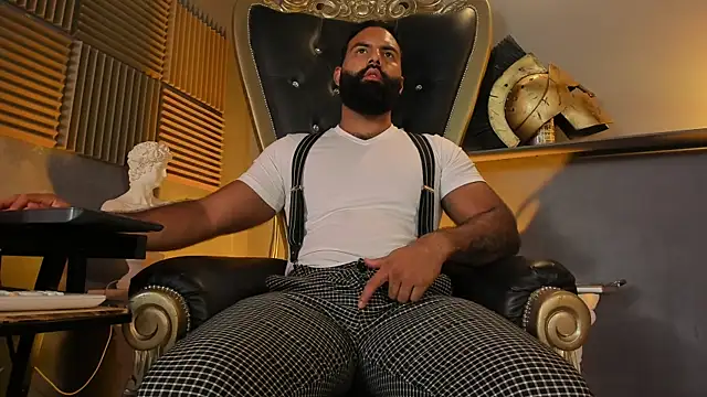 BeardAndrew online show from November 2025 02:54:01 AM