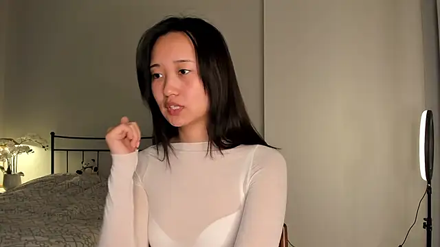 julias tapes online show from March 2025 08:08:01 AM
