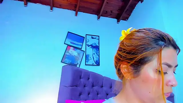 Gretta Queen online show from September 2025 07:08:02 PM