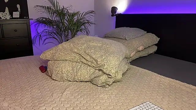 spottyyy online show from March 2025 09:55:02 PM