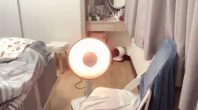 Snapshot of tw_yaya chatting on December 2024 01:56:02 PM tw yaya online show from December 2024 01:56:02 PM