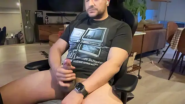 HungandThickLatin online show from February 2025 01:23:02 AM