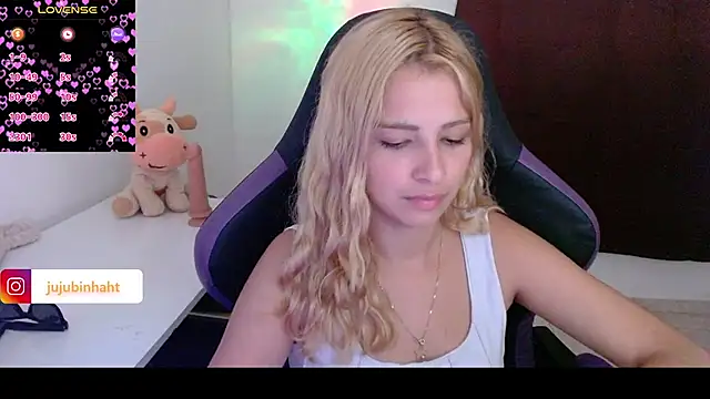 jujubinhahot online show from March 2025 10:34:02 PM