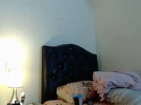 Snapshot of gooddes303salome chatting on October 2025 03:37:02 AM gooddes303salome online show from October 2025 03:37:02 AM