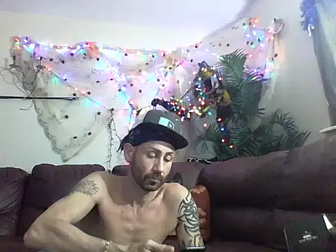 ItalianPapiDripDrip online show from December 2024 05:12:01 PM