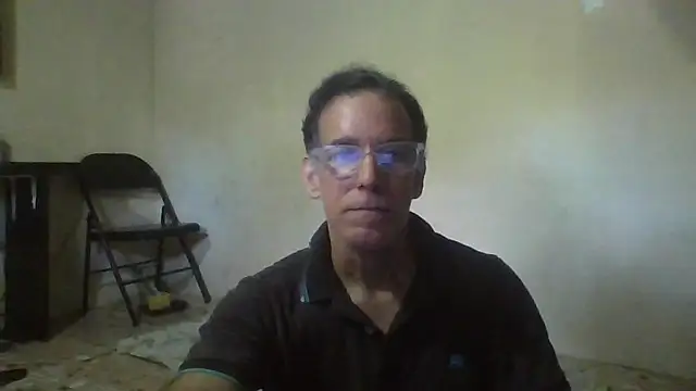 Snapshot of CaptainFox chatting on July 2026 10:42:02 PM CaptainFox online show from July 2026 10:42:02 PM