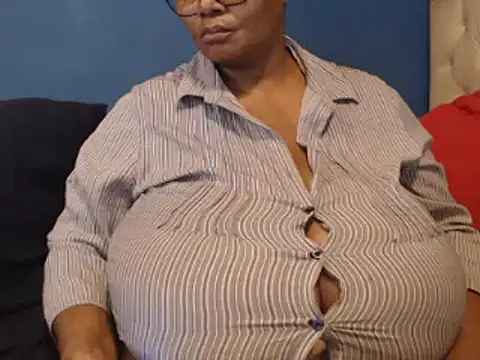 CUTEFIRMMELONSS online show from February 2025 12:06:02 PM