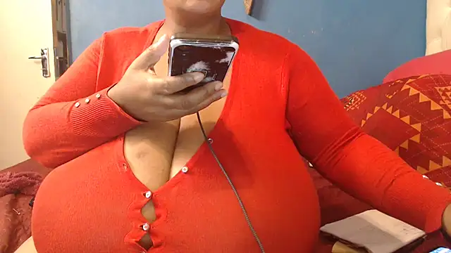 CUTEFIRMMELONSS online show from February 2025 05:44:02 AM