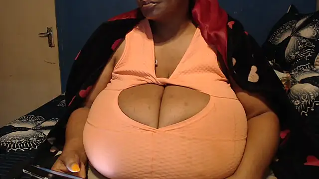 CUTEFIRMMELONSS online show from September 2025 08:32:02 PM